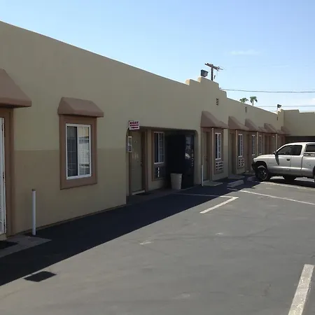 Redwood Motel