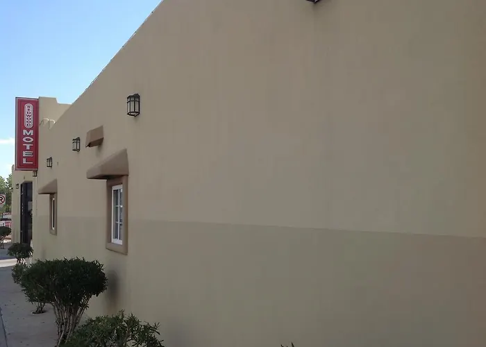 Redwood Chandler