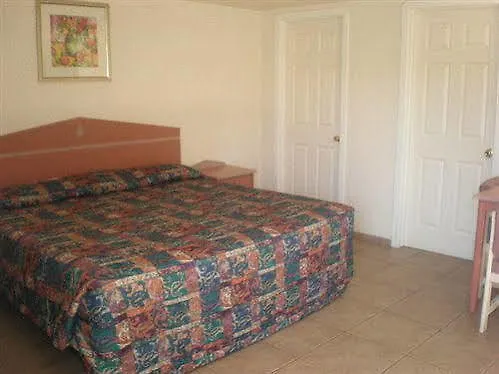 Motel Redwood